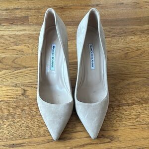 Manolo Blahnik Beige Women's Heels, 3.5” heel, cream suede